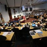 Francia, los obispos presentan un nuevo plan de apoyo a las víctimas de abusos